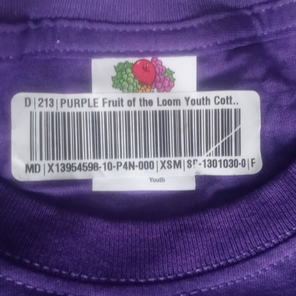 T-Shirt - Picture 3 of 3